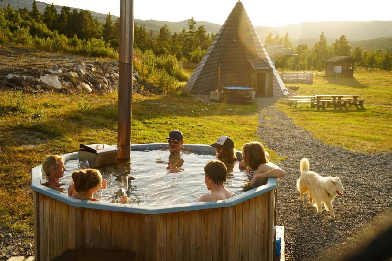 Active Adventure Base - Apartment & Lavvo, Dagali Fjellpark Exteriör bild