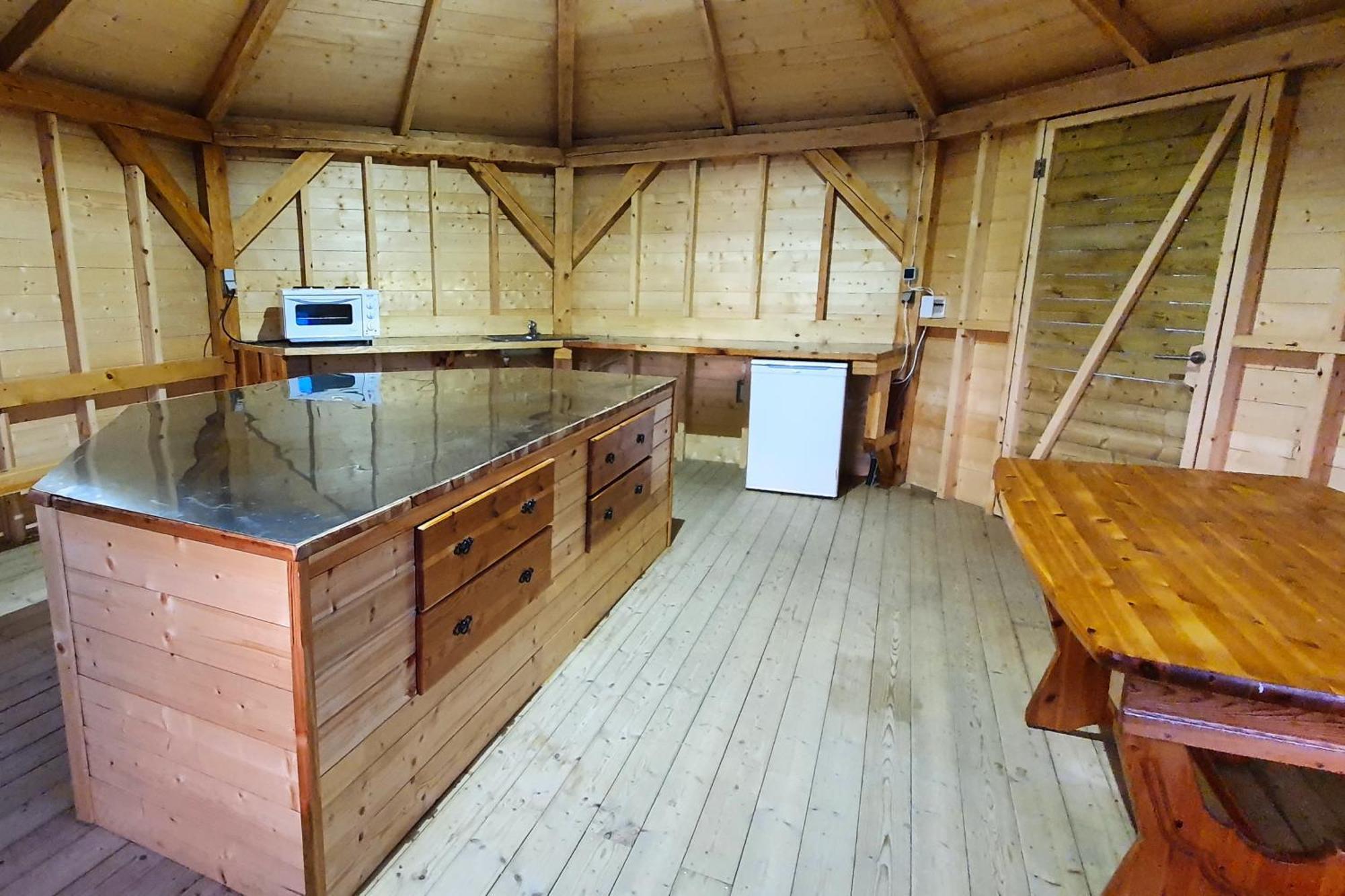 Active Adventure Base - Apartment & Lavvo, Dagali Fjellpark Exteriör bild