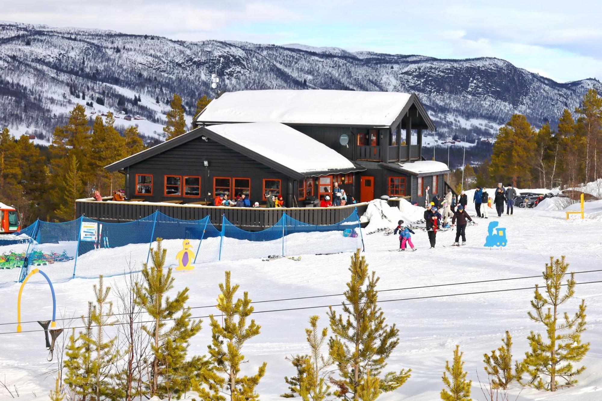 Active Adventure Base - Apartment & Lavvo, Dagali Fjellpark Exteriör bild